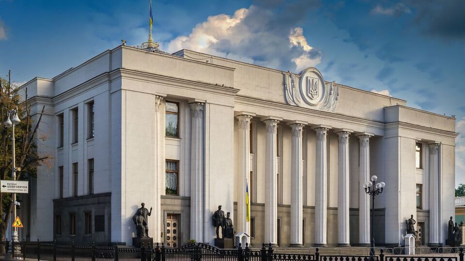 Комитет ВРУ по вопросам нацбезопасности, обороны и разведки поддержал в целом законопроекты №7664 и №7665, отметил Железняк