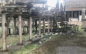 В Никополе снаряды попали по территории предприятий