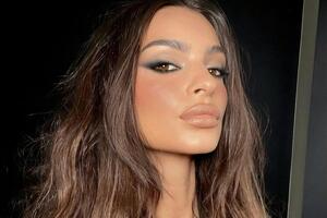 Ратаковски родила сына весной 2021 года