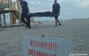 В период полномасштабной войны с РФ купаться на одесских пляжах опасно