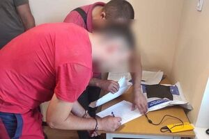 За інформацією СБУ, підозрюваний передавав відомості російському куратору через закриті канали зв'язку