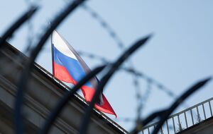 За даними української розвідки, керівництво Бєлгородської області відповідає за підтримку російського окупаційного режиму у двох районах Луганської області