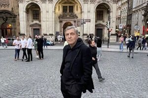 Невзоров: Идет совместная серьезная работа полиции и военкоматов, итоговая цифра "добровольцев" по Питеру – пока 20 тыс.