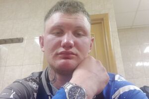 Фролкін відібрав телефон у жителів Андріївки в Київській області. Він зізнався у вбивстві цивільного в цьому населеному пункті