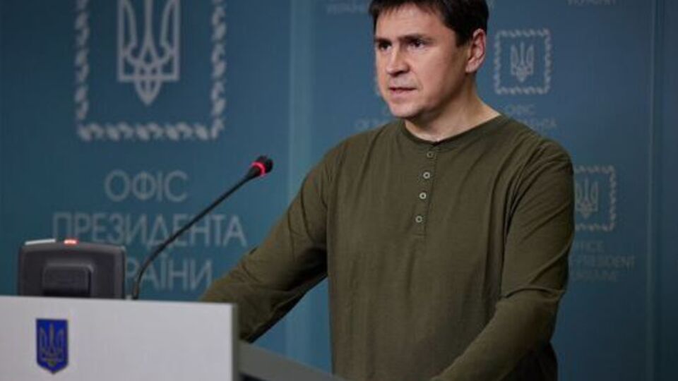 Подоляк допускает, что эксцессы со взрывами начнут происходить чаще именно в Крыму