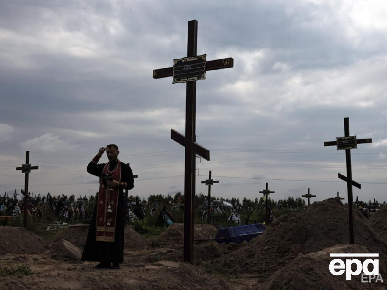 Загиблих від рук окупантів українців у Київській області знаходять досі, впізнати вдається не всіх