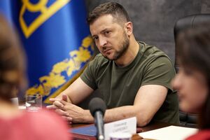 По мнению Зеленского, 24 февраля украинцы "были настолько сильными, насколько могли быть"