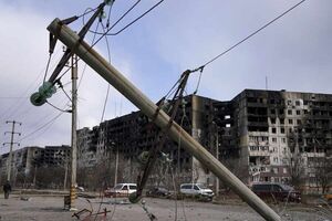 Андрющенко: Поклавши руку на серце, у Маріуполі зносити треба все. Принаймні багатоповерхівки