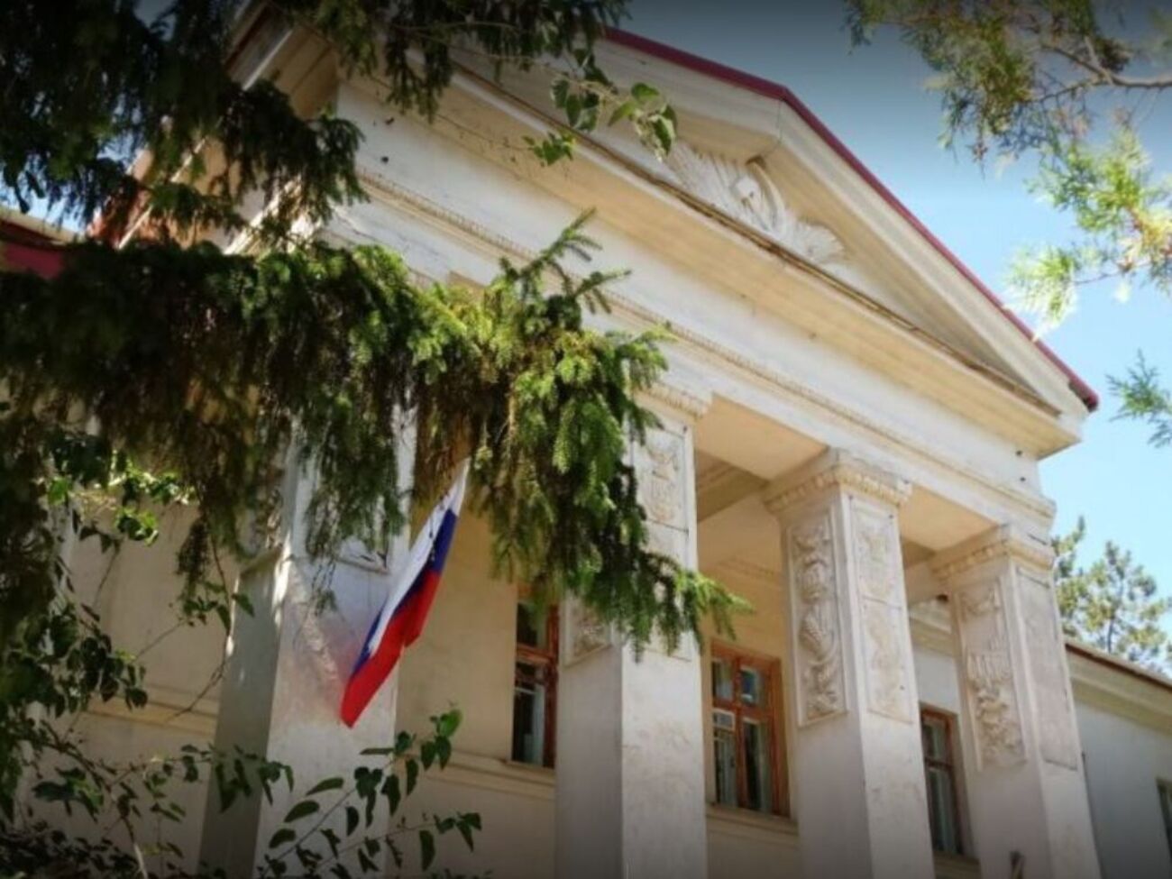 У березні 2022 року суддя очолив підконтрольний РФ районний суд на окупованому півострові