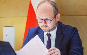 Польша планирует ограничить выдачу виз россиянам