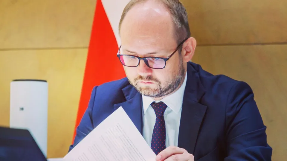 Польша планирует ограничить выдачу виз россиянам
