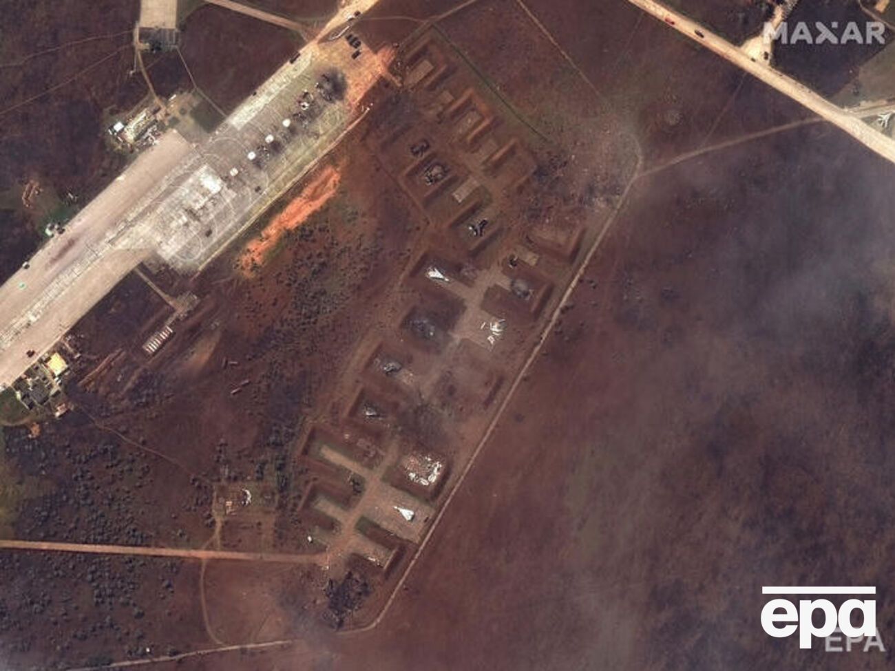 Взрывы на авиабазе Саки уничтожили несколько российских самолетов