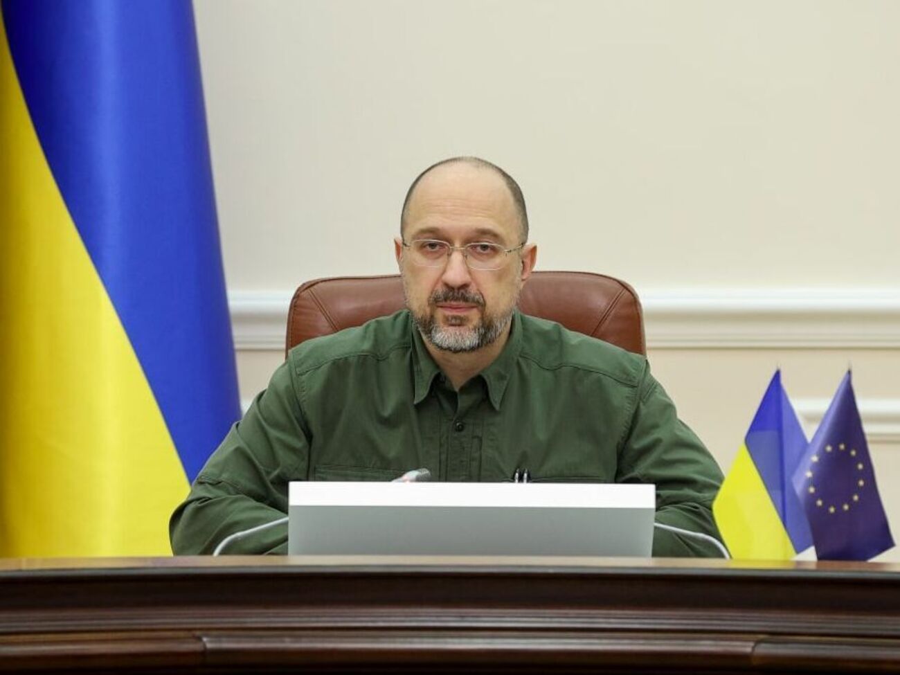 Готовність теплових мереж в Україні до осінньо-зимового періоду становить 74%, зазначив Шмигаль