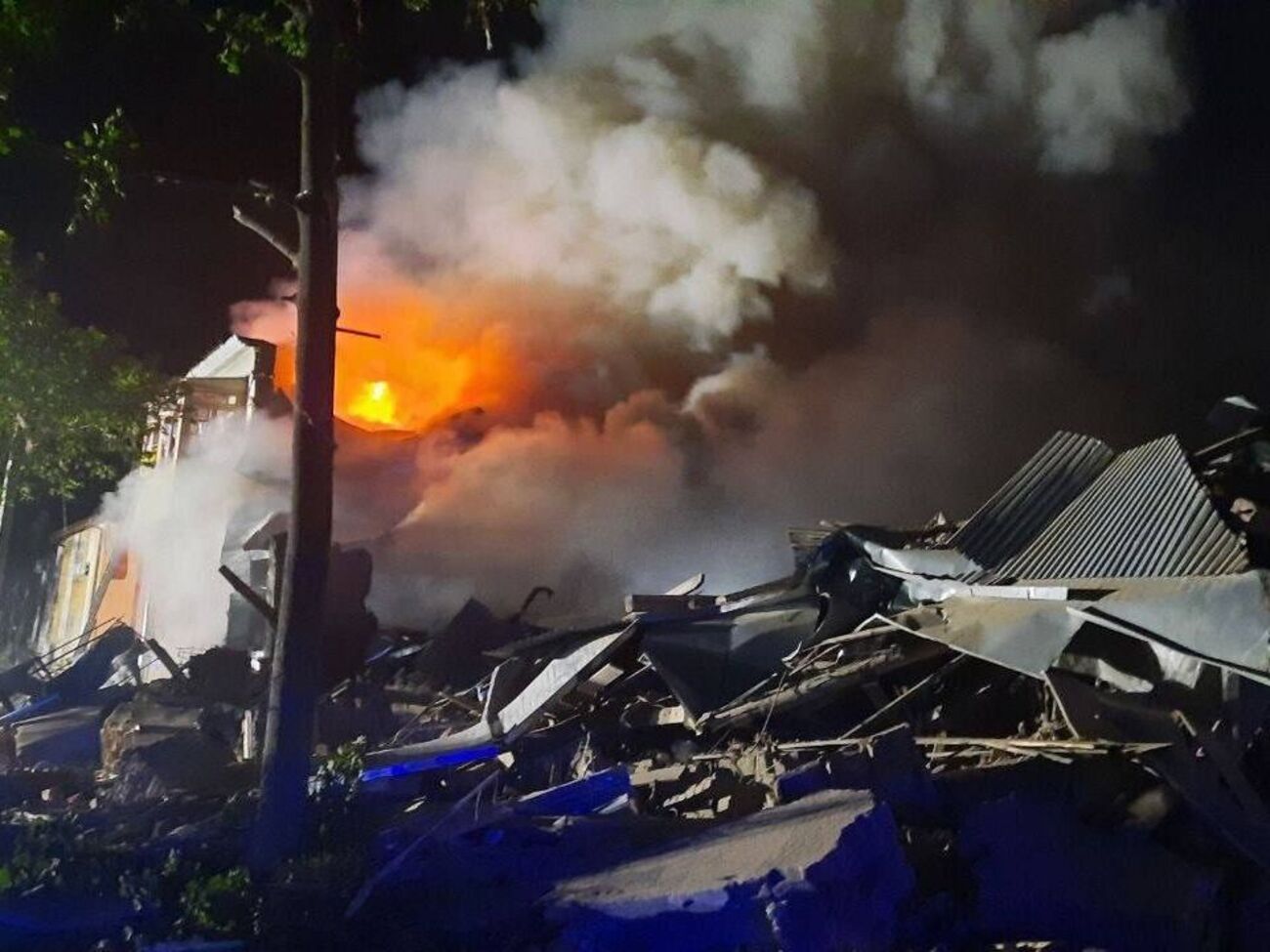 Відомо щонайменше про сімох загиблих унаслідок удару