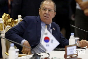 Подсанкционный Лавров хочет выступить на заседании Генассамблеи ООН в Нью-Йорке, но пока не имеет визы, чтобы поехать в США