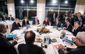 Климкин (за столом второй справа) встречался с Путиным шесть раз, последний раз – в октябре 2016 года на саммите в Берлине