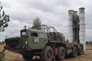 Росія зосередила на кордонах України сотні ракет для комплексу С-300