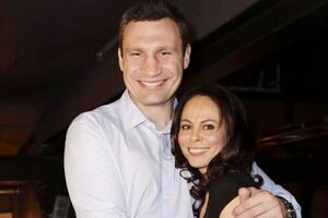 У Наталії та Віталія Кличків у шлюбі народилося троє дітей