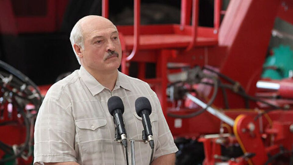 Лукашенко: Нам треба вгамуватися