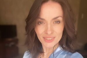 Мейхер засветила формы в тесной одежде