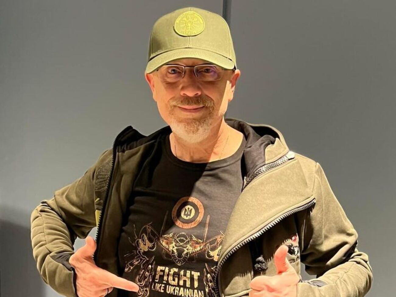 Резніков: Наші артилеристи готові перетворити ніч на день, щоб вигнати російських загарбників