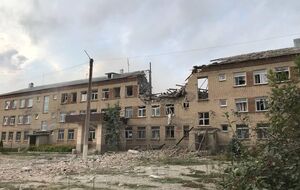 Спасатели потушили пожар и разбирают завалы