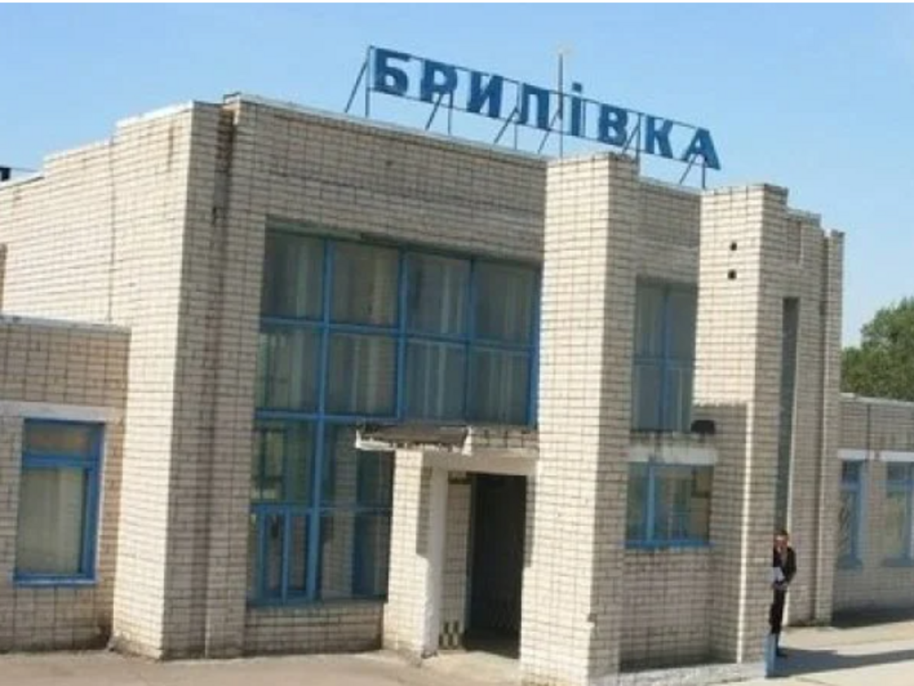 Оккупанты в Брилевке пытаются не допустить утечек информации о прибывающих на станцию эшелонах с техникой