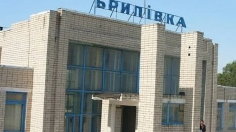 Оккупанты в Брилевке пытаются не допустить утечек информации о прибывающих на станцию эшелонах с техникой