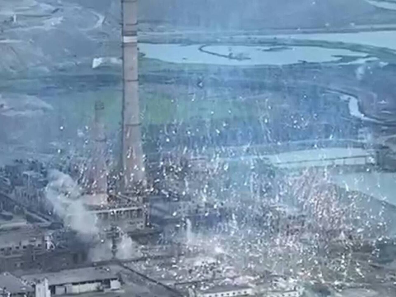 Женевська конвенція забороняє використання фосфорних зарядів, якщо є небезпека для цивільного населення