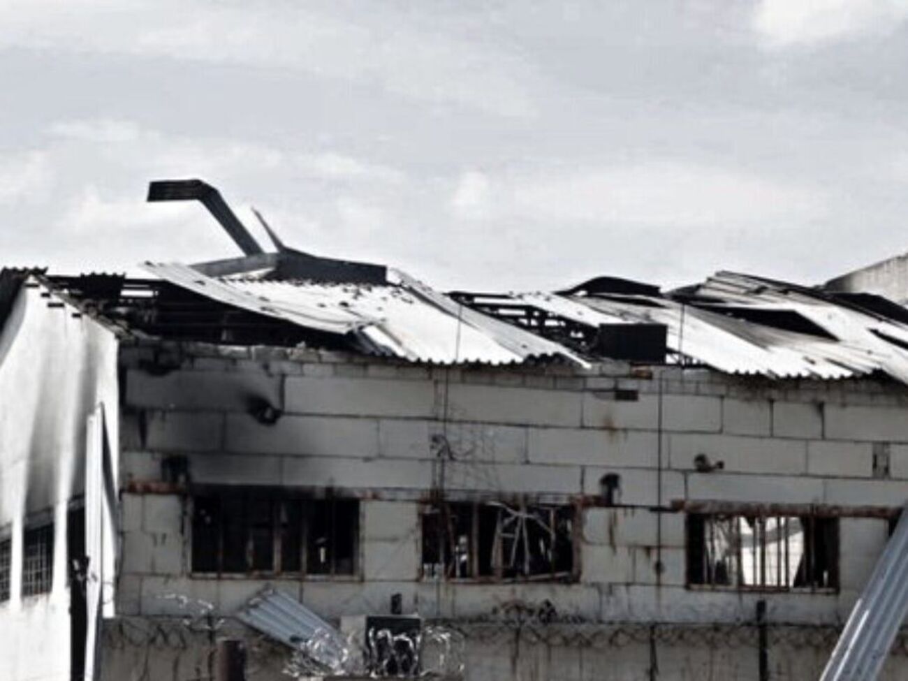 Украинская разведка не может верифицировать списки украинцев, погибших в Оленовке, так как РФ не дает официальных ответов на запросы