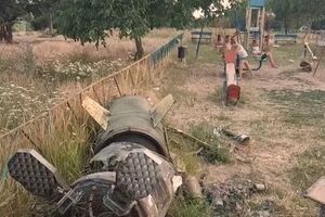 Люди неделями ждут разминирования российской "Точки-У" на детской площадке в Мариуполе, отметил советник мэра