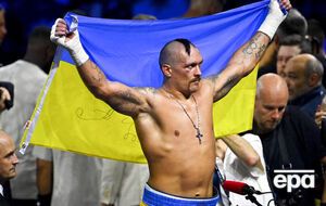 Усик посвятил свою победу украинским защитникам