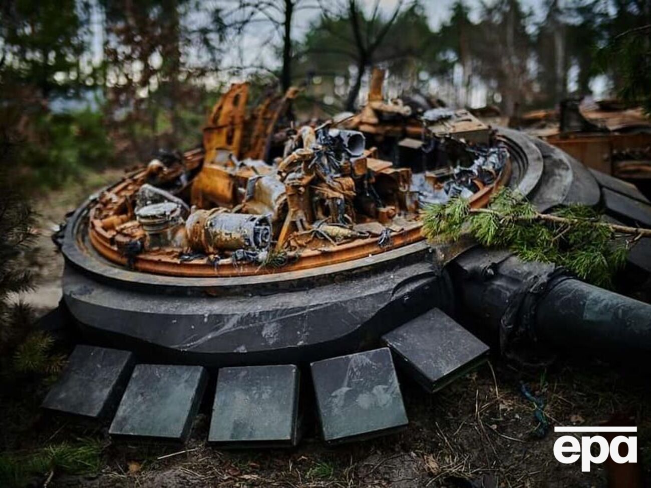 В Украине уничтожено более 1900 российских танков