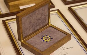 Награда "Национальная легенда Украины" была основана в 2021 году. Но теперь, отметил президент, ее смысл изменился