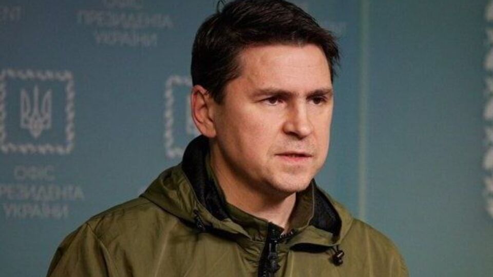 Подоляк высмеял попытки российской пропаганды приписать убийство Дугиной украинским спецслужбам