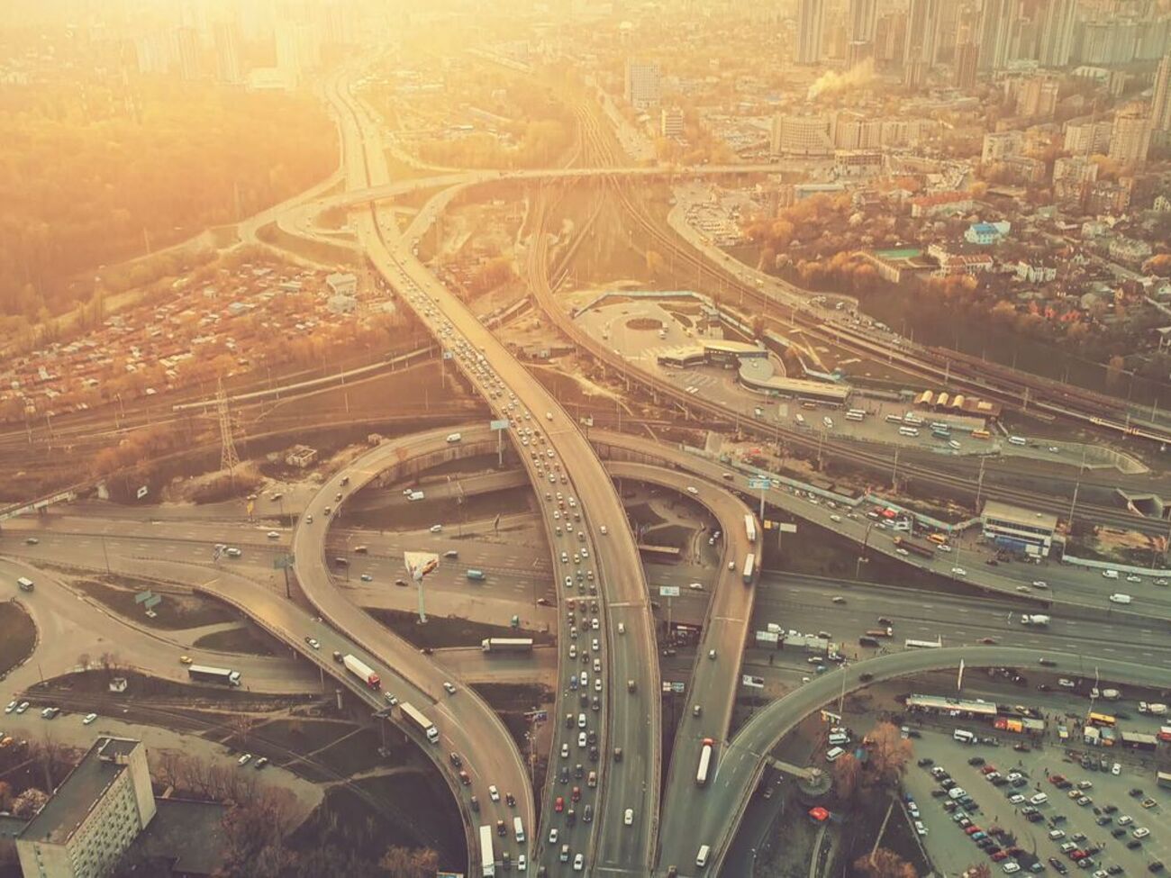 Воздух в Киеве сейчас приближается к предельно допустимой концентрации взвешенных частиц