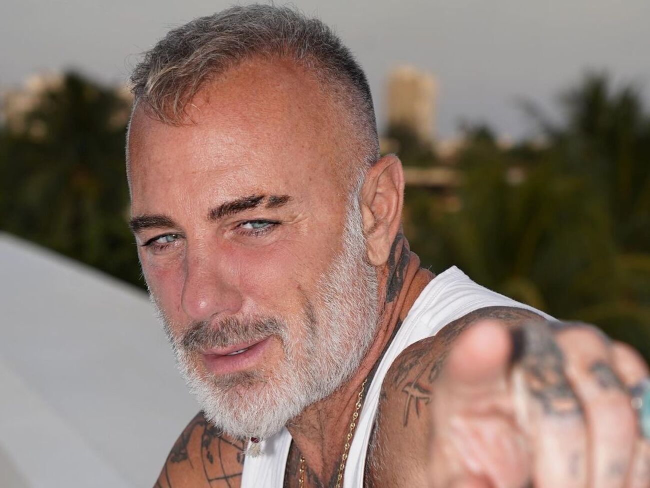 Вакки&nbsp;родился 5 августа 1967 года&nbsp;в Италии