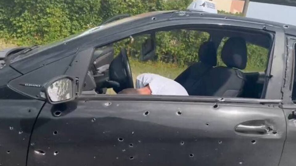 Орлов предполагал, что машину обстреляли из автомата