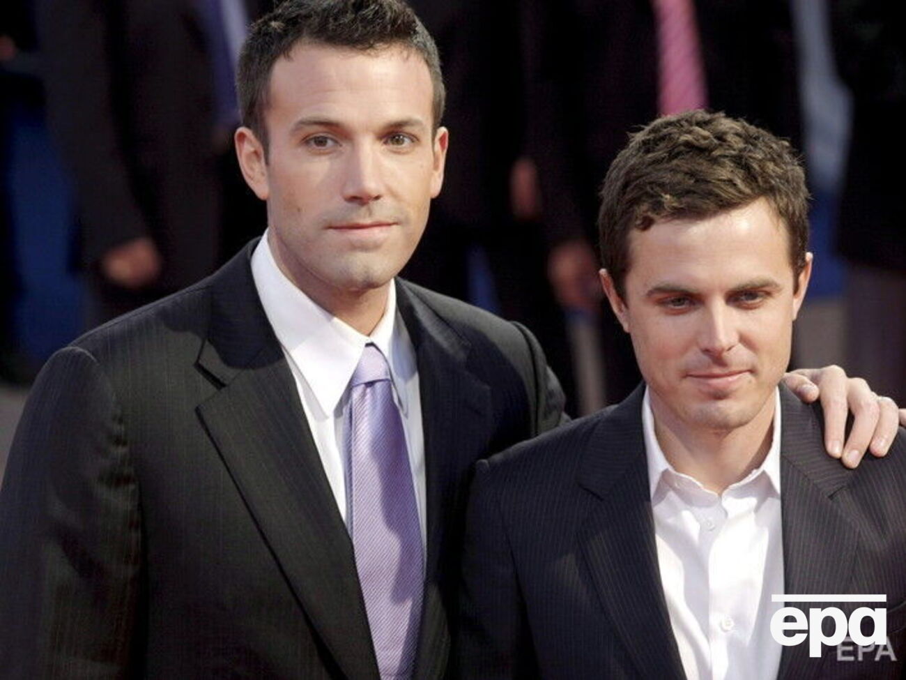 Кейсі Аффлек (праворуч) не був на весільній церемонії у старшого брата