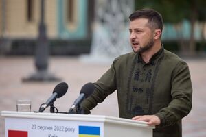 Зеленський не бачить можливості діалогу з Росією в разі проведення судилища над азовцями