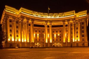 В МИД Украины отреагировали на сообщение о незаконной перевозке 1 тыс. украинских детей из оккупированного Мариуполя в Сибирь