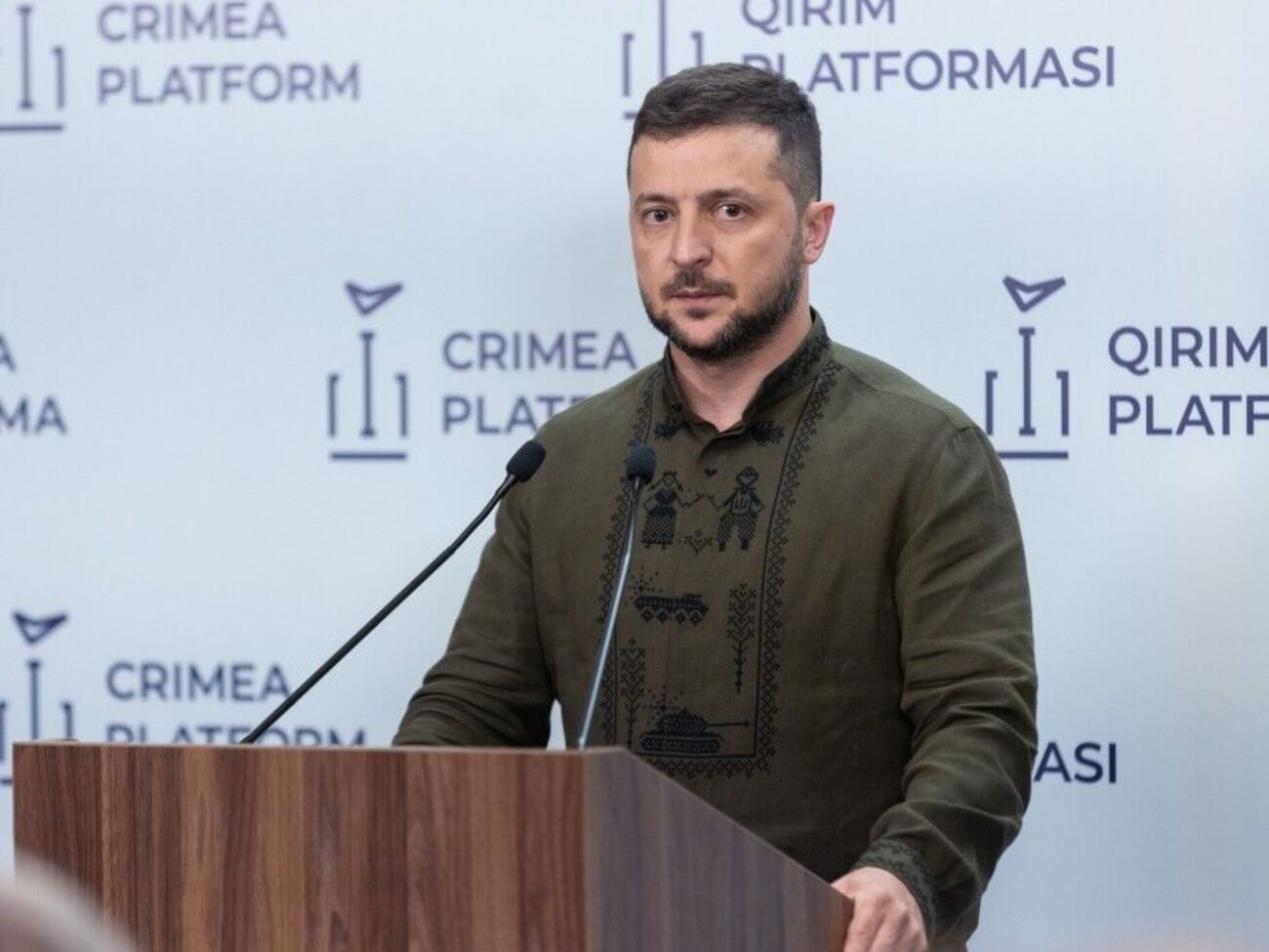 Владимир Зеленский:&nbsp;Мне все равно, чем они занимаются, нас интересуют только их корни, кто за этими компаниями стоит