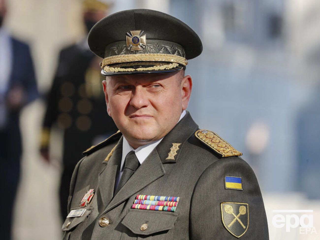 Залужний: Ті, хто воює за незалежність, знають її смак. Це смак землі, що в'їдається у шкіру. Смак крові і смерті, якою пронизане повітря. Солоний смак сліз
