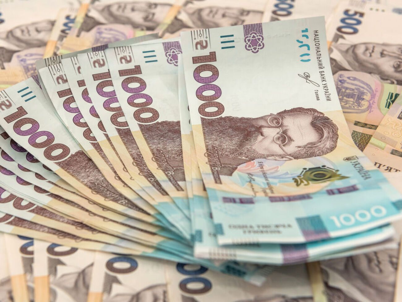 Зростання експорту дасть змогу значно послабити негативний тиск на гривню, зазначили в ICC Ukraine