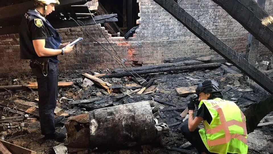 За даними поліції, ракета була несправна і здетонувала в небі