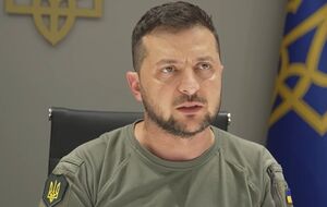 Оккупанты нанесли ракетный удар по пассажирским вагонам на железнодорожной станции Чаплино, отметил Зеленский