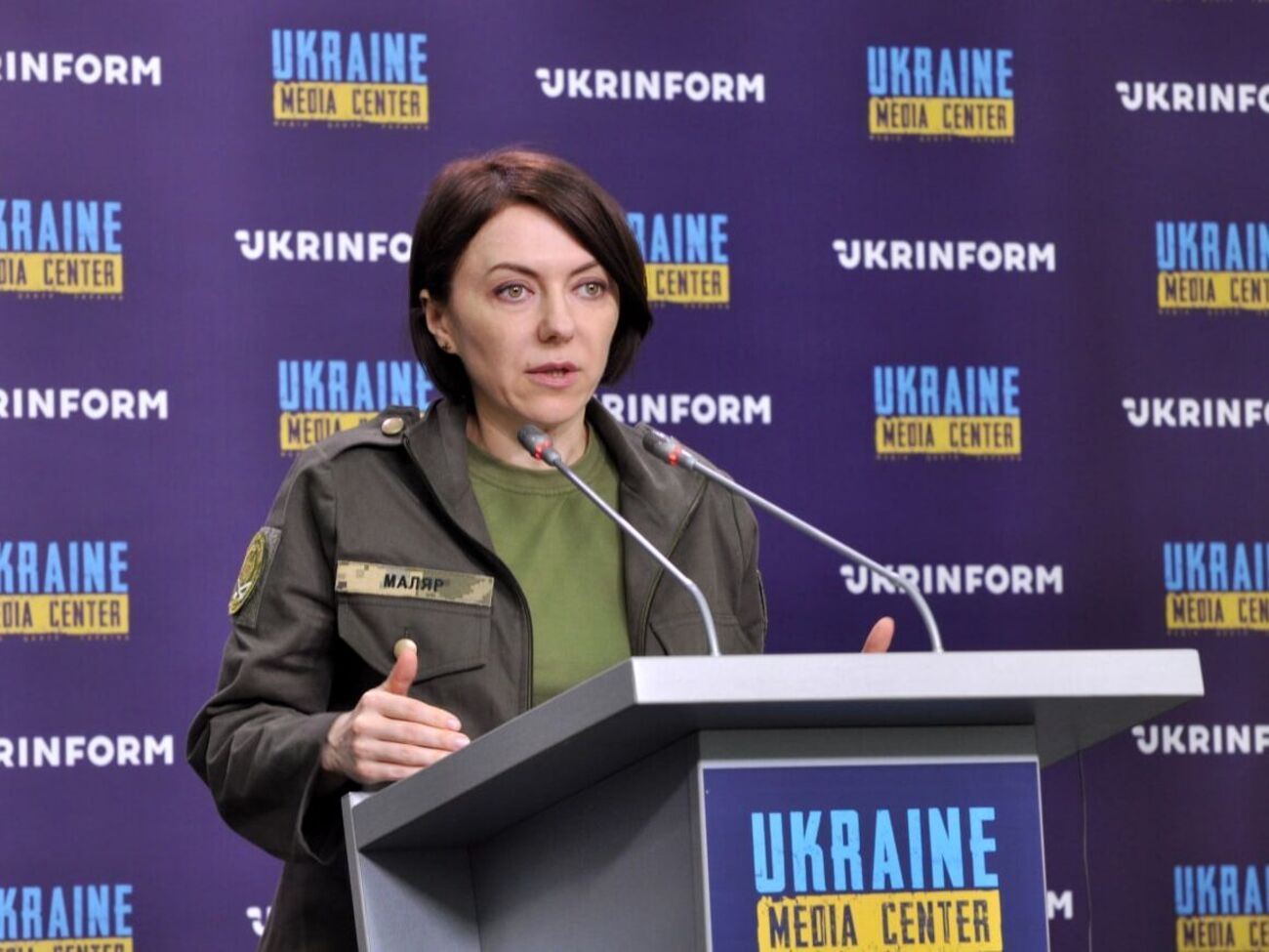 Маляр: Подделка сделана очень грубо. Даже нечего объяснять