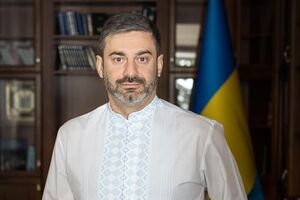 Лубинец заявил, что, несмотря на боевые действия, переговорный процесс идет, и военнопленные, и гражданские заложники возвращаются домой