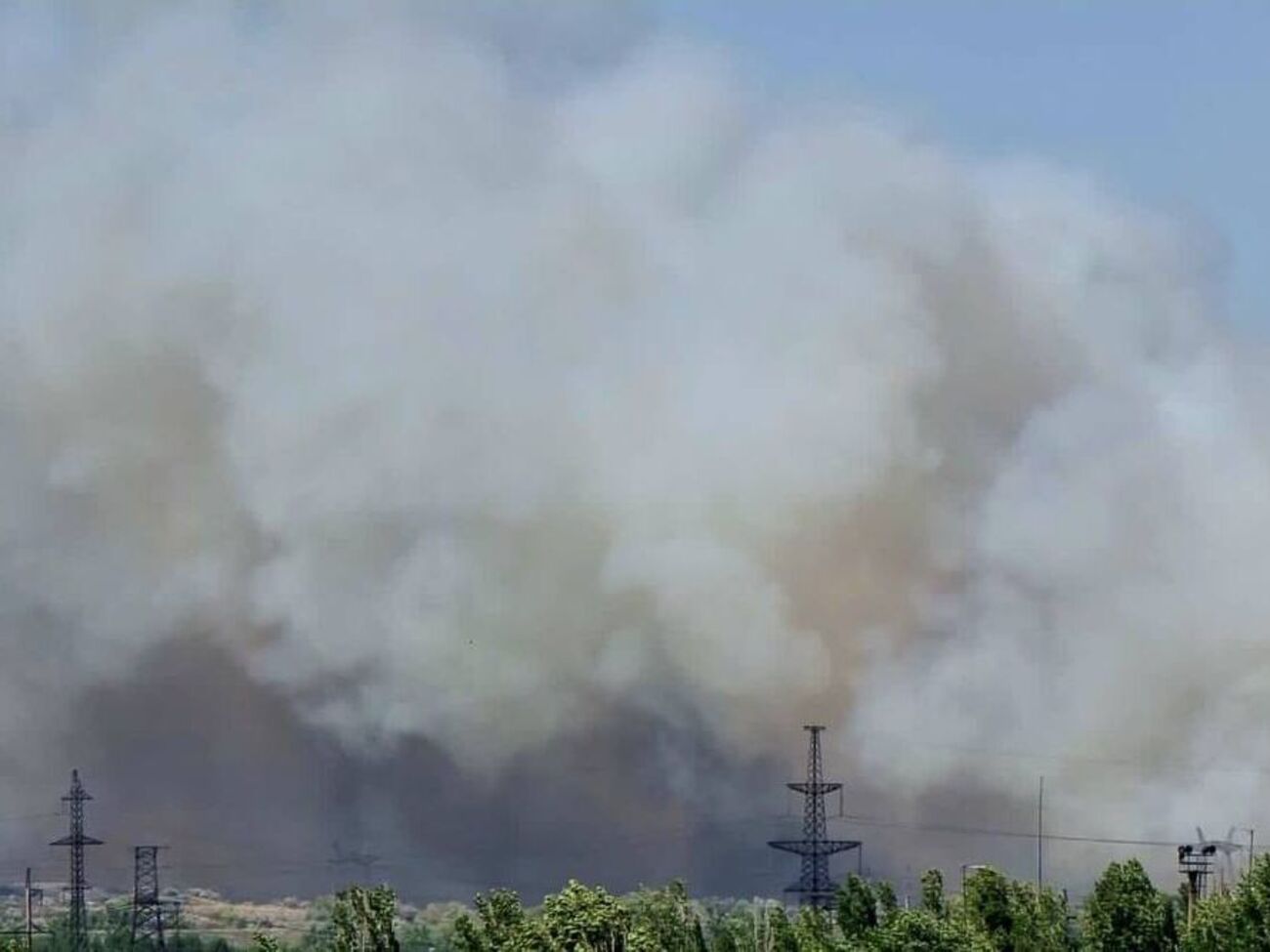 Оккупанты подожгли лес возле Энергодара