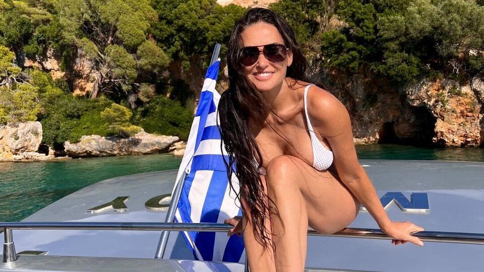 Мур зараз перебуває на відпочинку